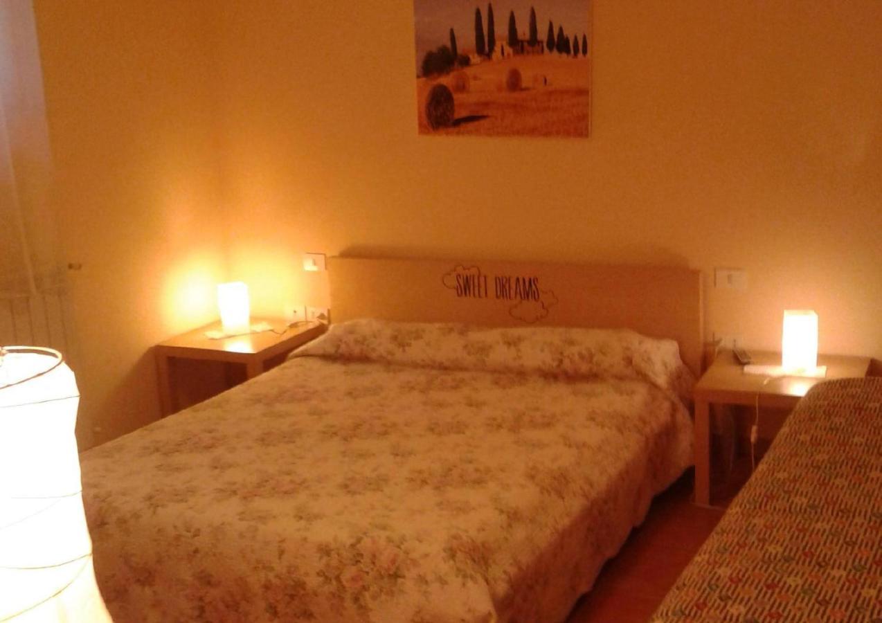 Hotel Antica Loggia Fabriano Zewnętrze zdjęcie
